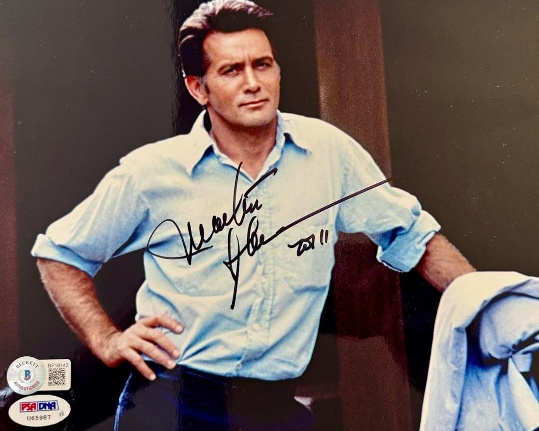 Martin Sheen Signed 8x10 Photo (The West Wing) - PSA COA